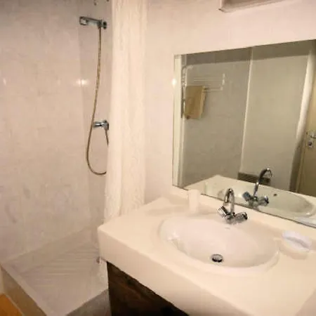 Apartment Le - Piscine 6 - Pour 4 Personnes Mae-8754 Gourette